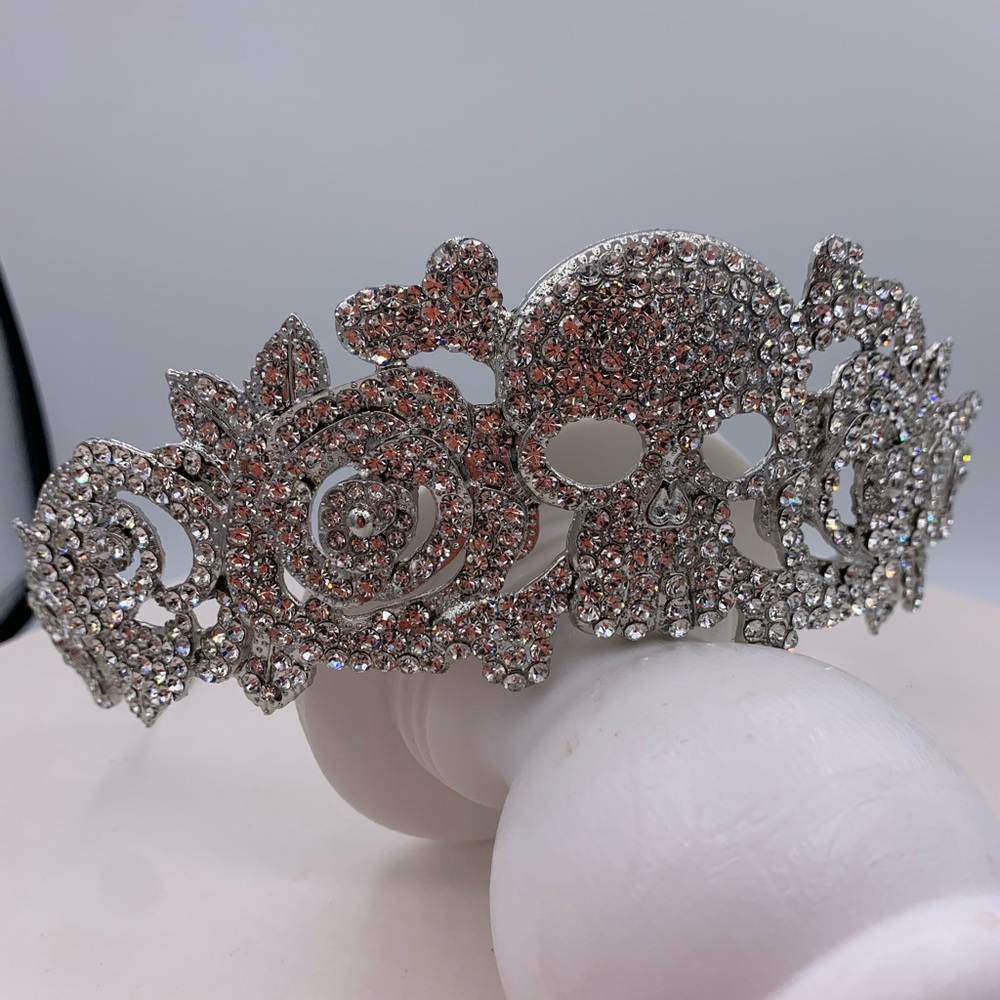 Silver Skull and Floral Tiara, clear gems, silver coloured mount